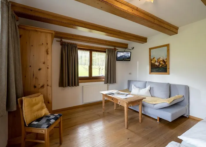 & -wohnung Flatscher 別荘 *