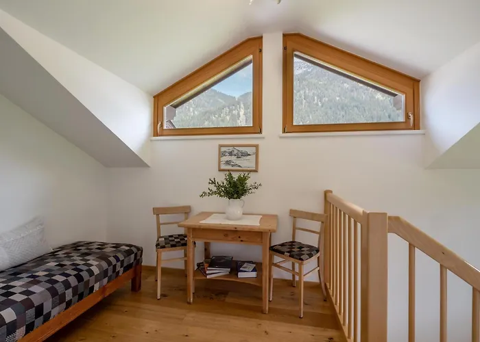 & -wohnung Flatscher 別荘