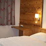 & -wohnung Flatscher בית נופש *