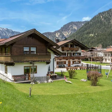 Ferienhaus Ferienhaus&-wohnung Flatscher