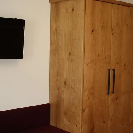 Ferienhaus Ferienhaus&-wohnung Flatscher