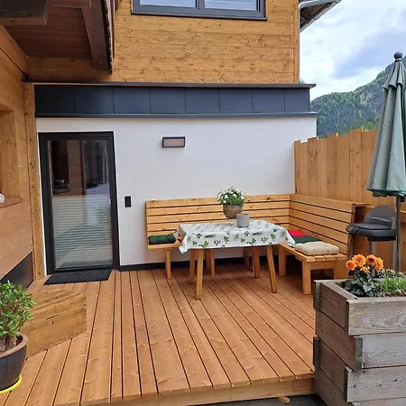 & -wohnung Flatscher Waidring